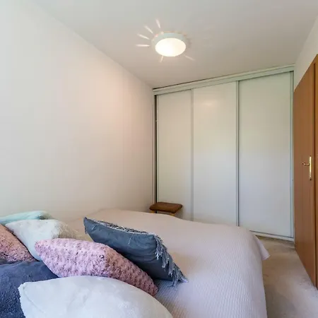 公寓 Apartament Lesny